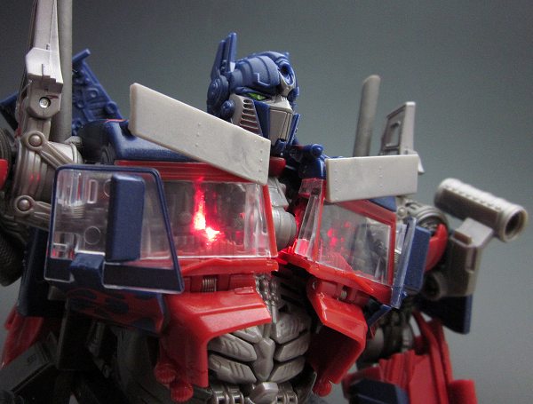 DA28_STRIKER OPTIMUS_17.jpg