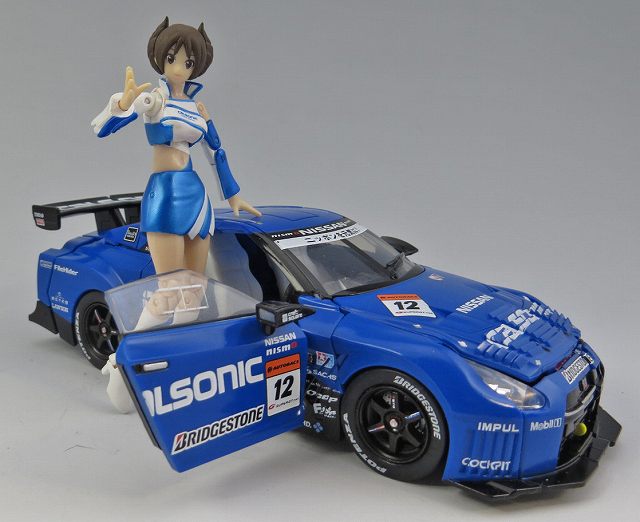 GT02_GT-R SABER_17.jpg