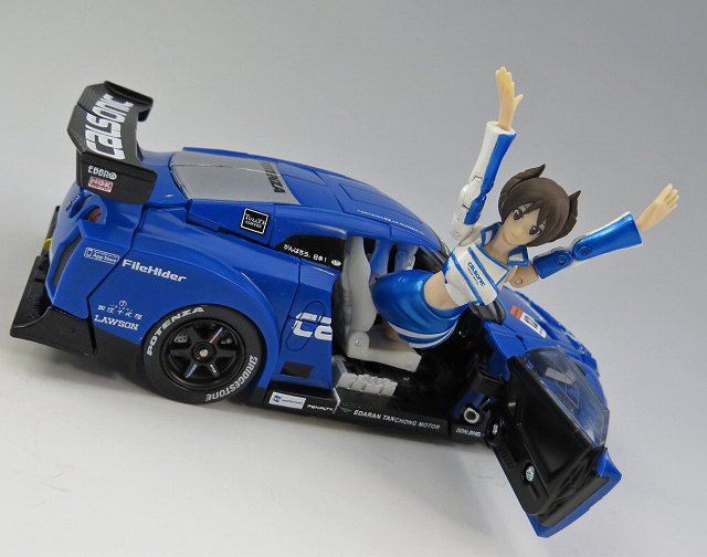 GT02_GT-R SABER_18.jpg