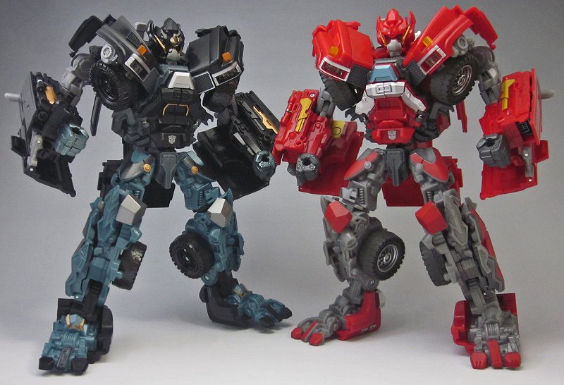 ASIA EXCLUSIVE GDO_IRONHIDE- 