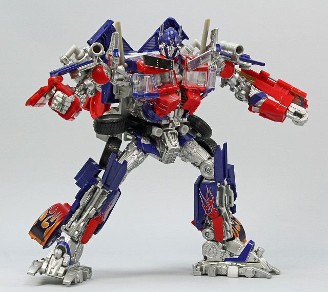 RA24 _BUSTER OPTIMUS PRIME_11.jpg